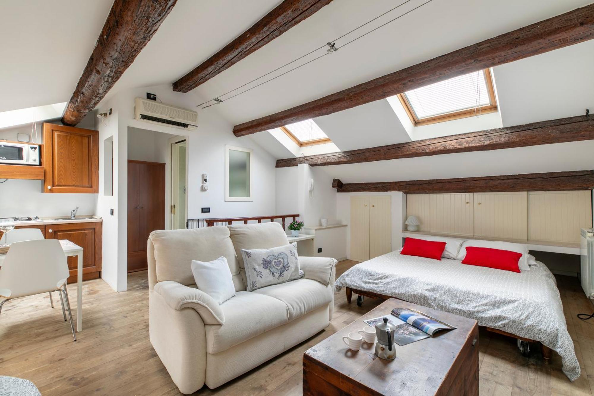 Nice Lovely Attic For 4 Person With Wifi - A/C Venice Exterior photo