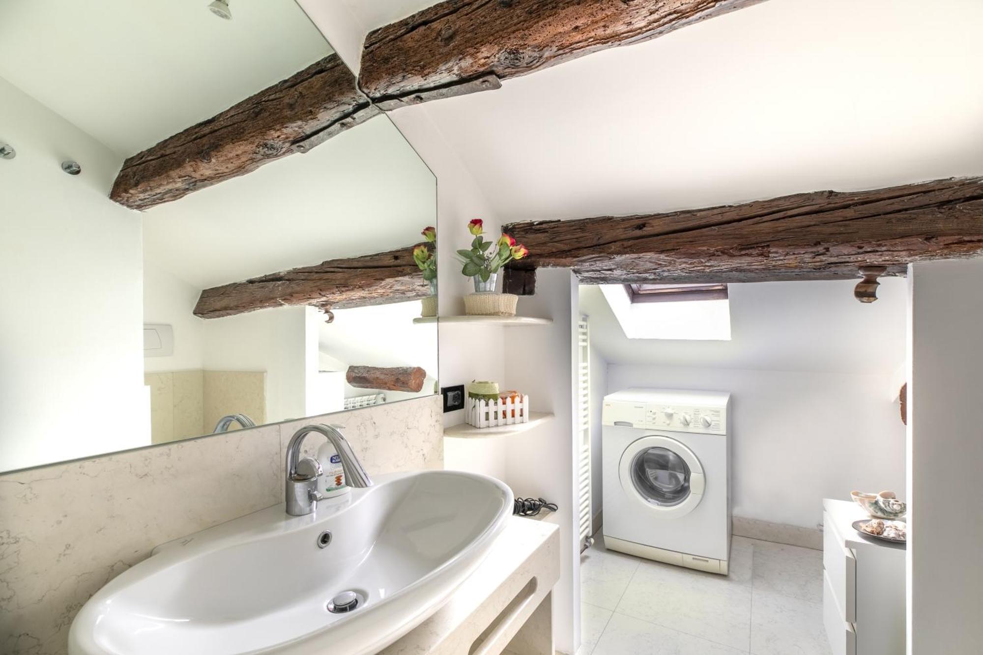 Nice Lovely Attic For 4 Person With Wifi - A/C Venice Exterior photo