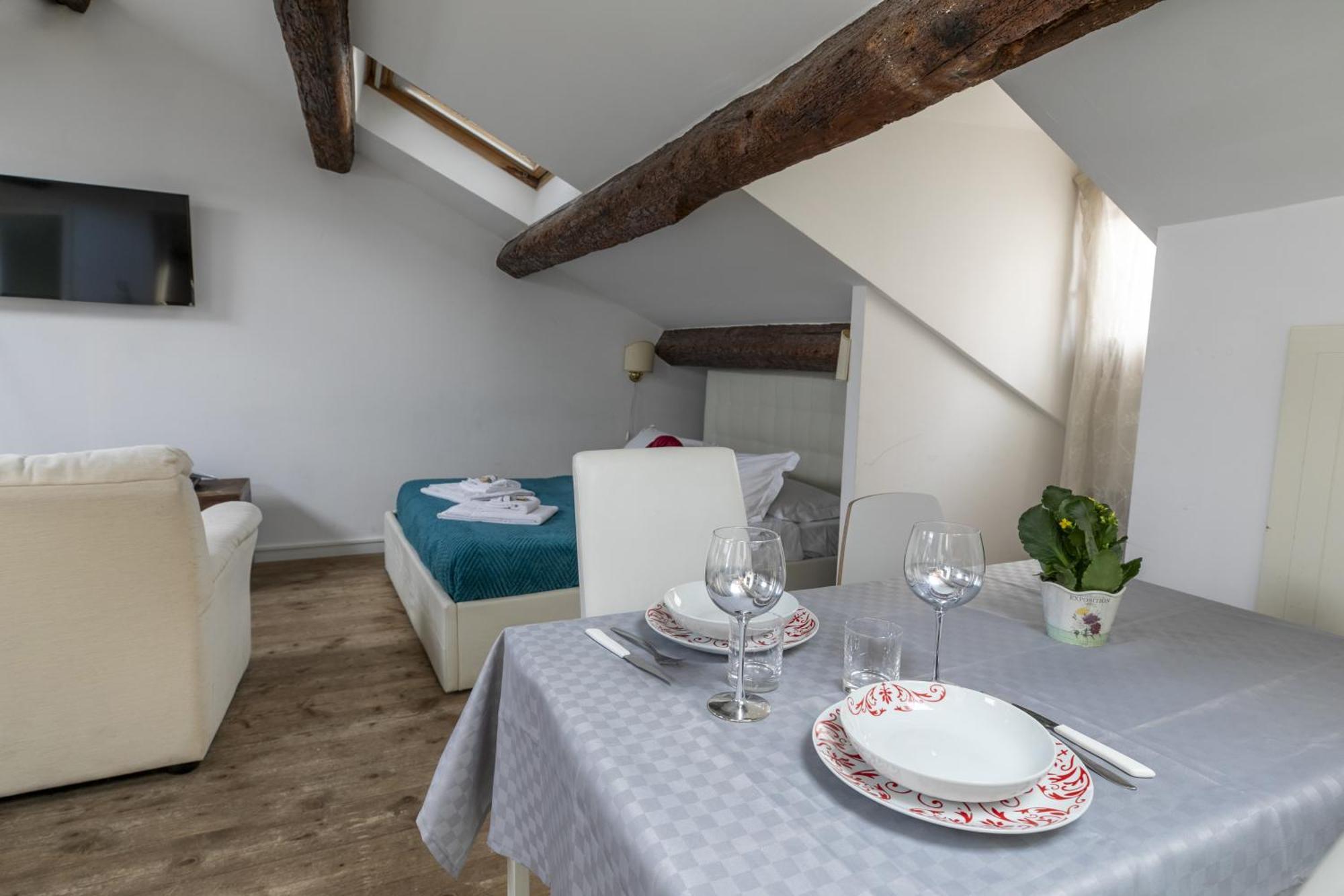 Nice Lovely Attic For 4 Person With Wifi - A/C Venice Exterior photo